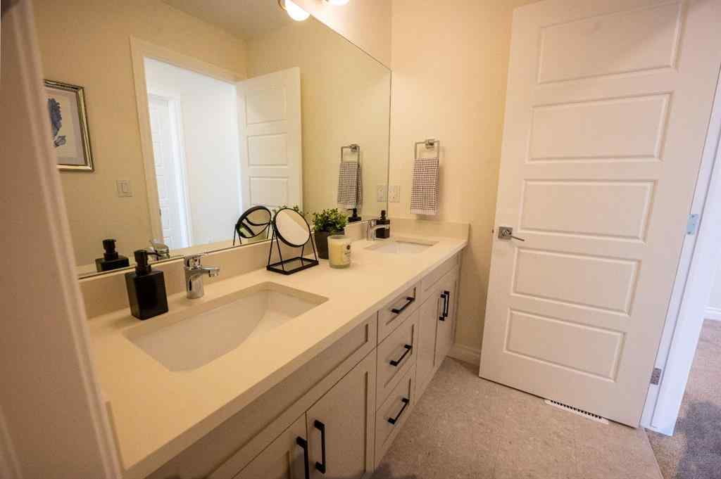 MLS® A2249449 - 375 Chelsea Passage  in Chelsea_CH Chestermere, Residential