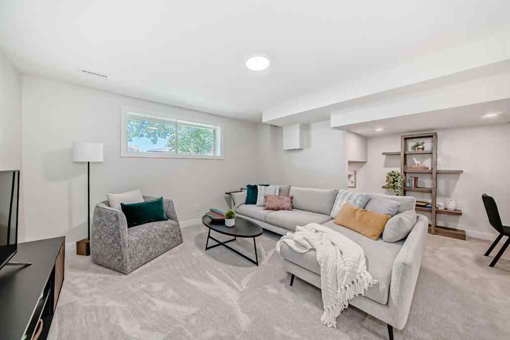 MLS® A2249467 - 102 Sunbank Way SE in Sundance Calgary, Residential