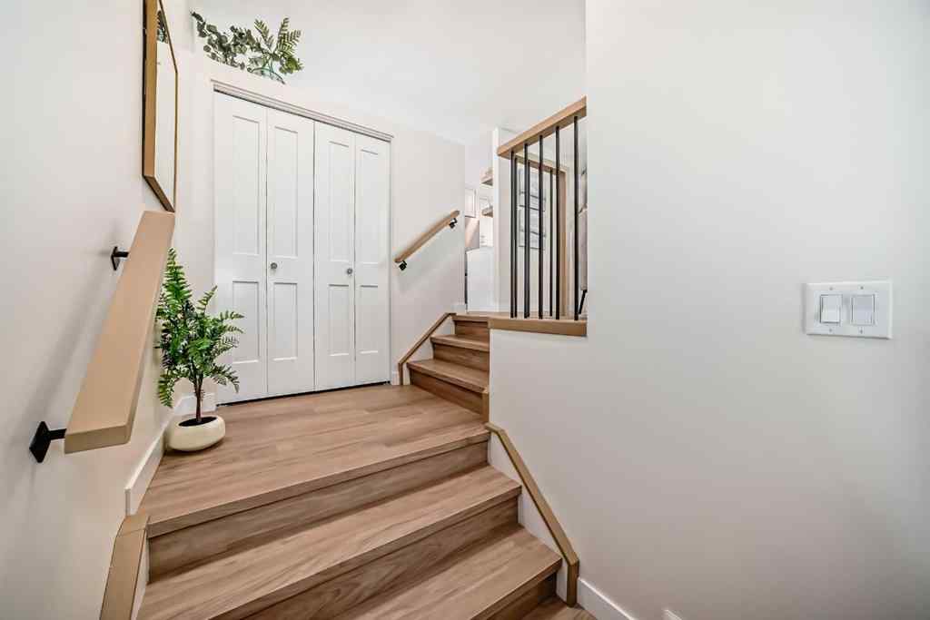 MLS® A2249467 - 102 Sunbank Way SE in Sundance Calgary, Residential