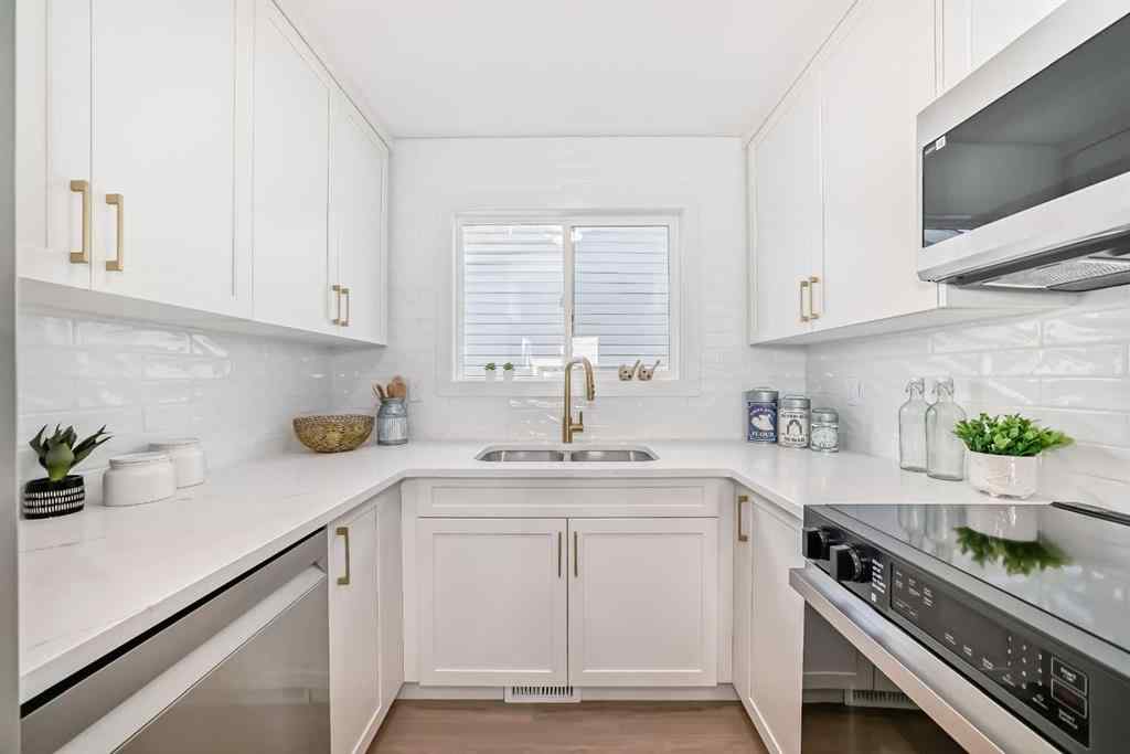 MLS® A2249467 - 102 Sunbank Way SE in Sundance Calgary, Residential