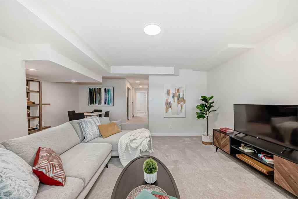 MLS® A2249467 - 102 Sunbank Way SE in Sundance Calgary, Residential