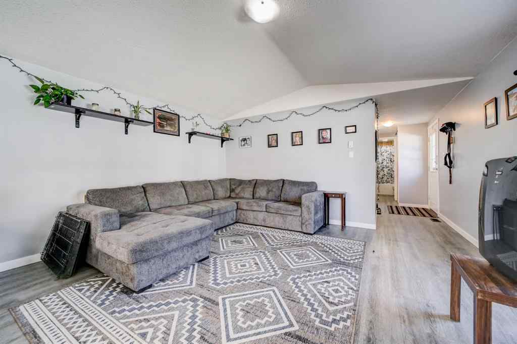 MLS® A2249470 - 1117 231 Street  in NONE Hillcrest, Residential