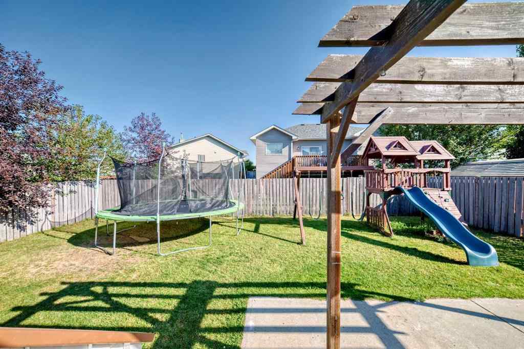 MLS® A2249471 - 108 Hillview Drive  in Hillview Estates Strathmore, Residential