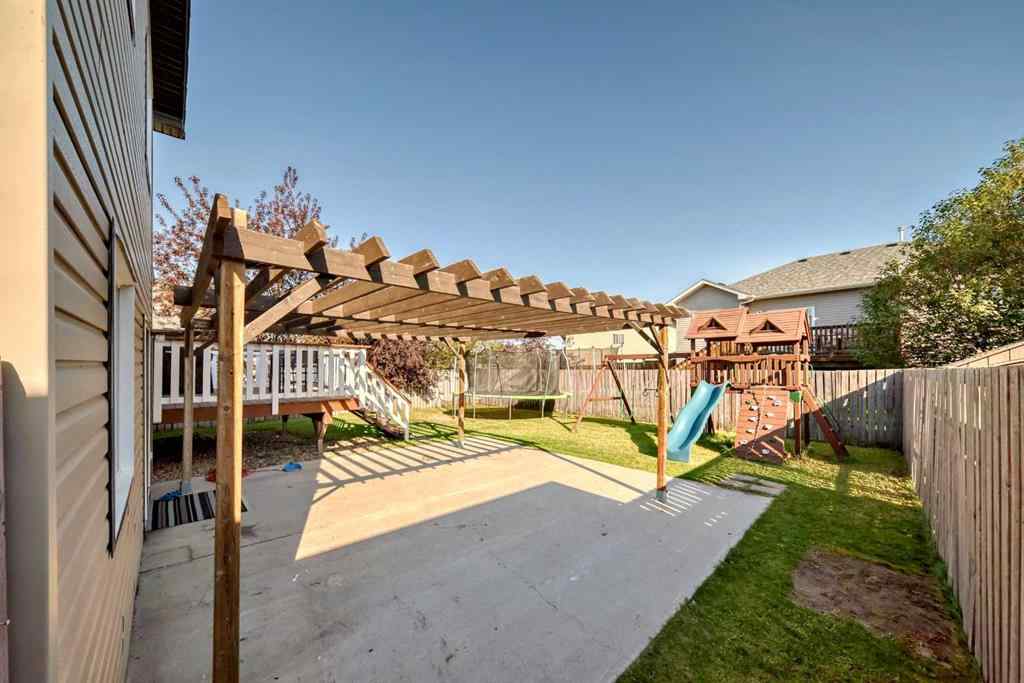 MLS® A2249471 - 108 Hillview Drive  in Hillview Estates Strathmore, Residential