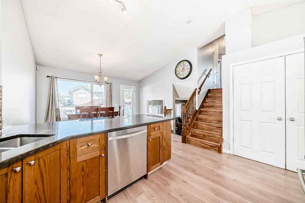 MLS® A2249471 - 108 Hillview Drive  in Hillview Estates Strathmore, Residential
