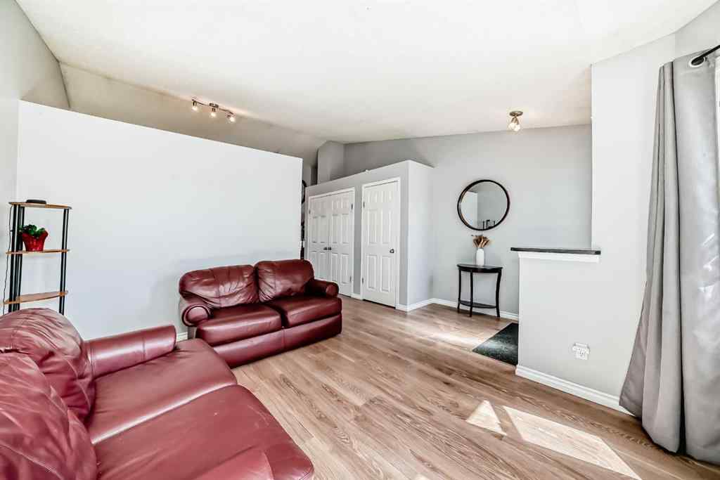 MLS® A2249471 - 108 Hillview Drive  in Hillview Estates Strathmore, Residential