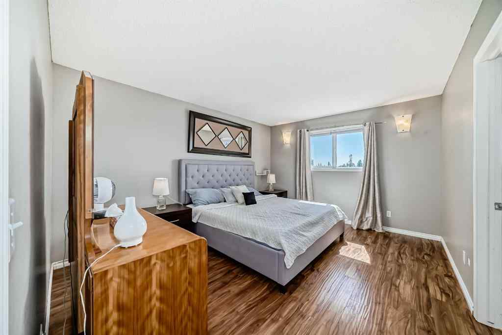 MLS® A2249471 - 108 Hillview Drive  in Hillview Estates Strathmore, Residential