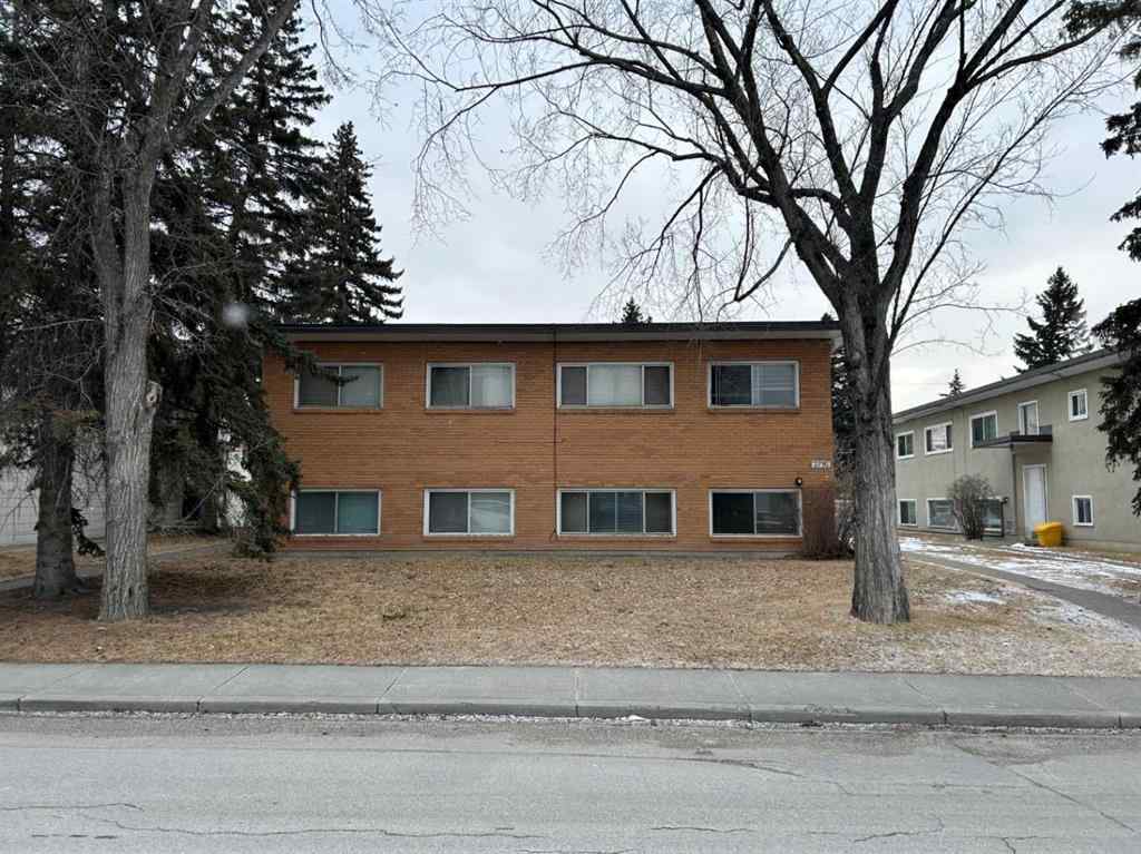 MLS® A2249481 - 2712/2716 Brentwood Boulevard NW in Brentwood Calgary, Commercial