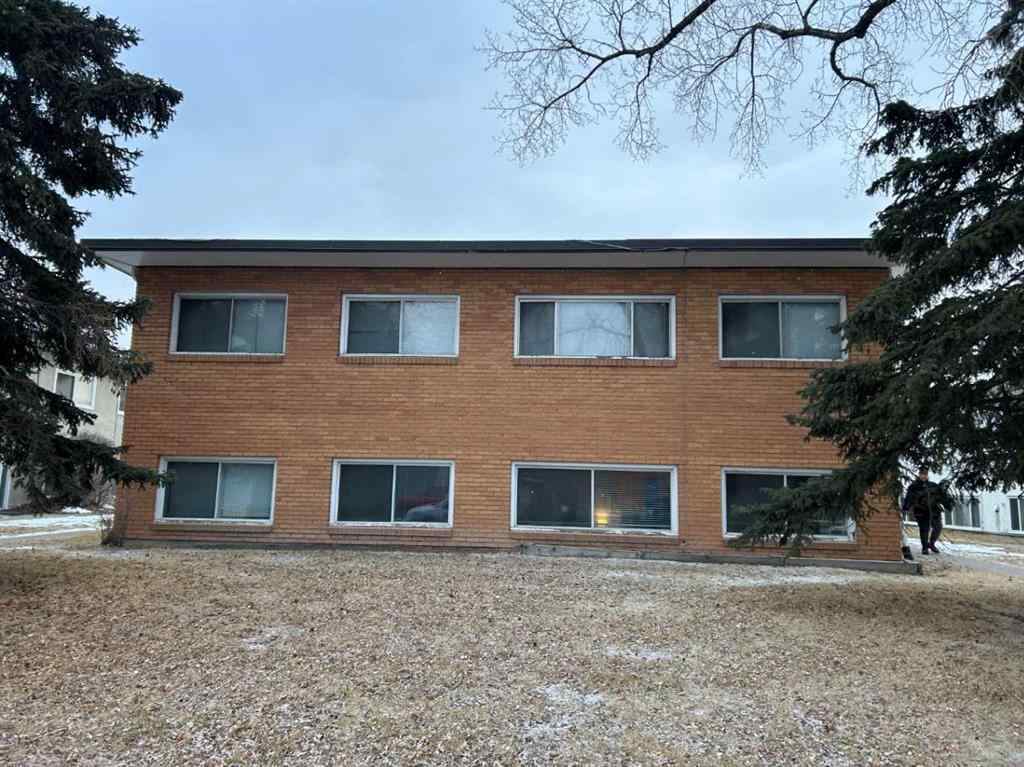 MLS® A2249481 - 2712/2716 Brentwood Boulevard NW in Brentwood Calgary, Commercial