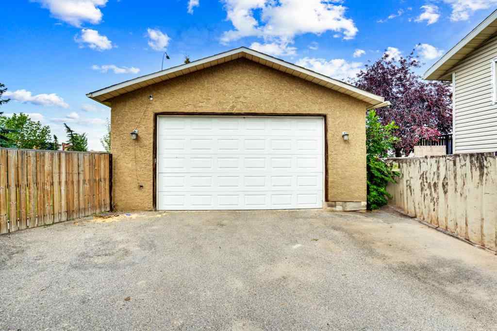 MLS® A2249489 - 243 Castlebrook Road NE in Castleridge Calgary, Residential