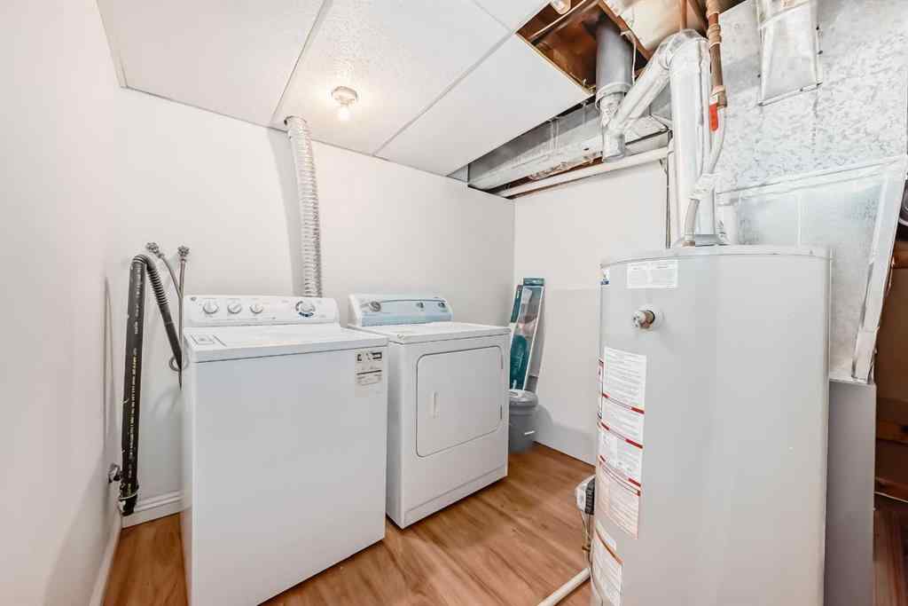MLS® A2249490 - 6216 4 Street NE in Thorncliffe Calgary, Residential