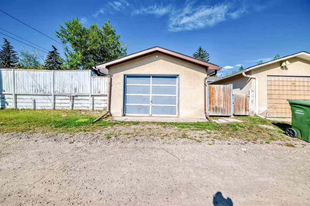 MLS® A2249490 - 6216 4 Street NE in Thorncliffe Calgary, Residential