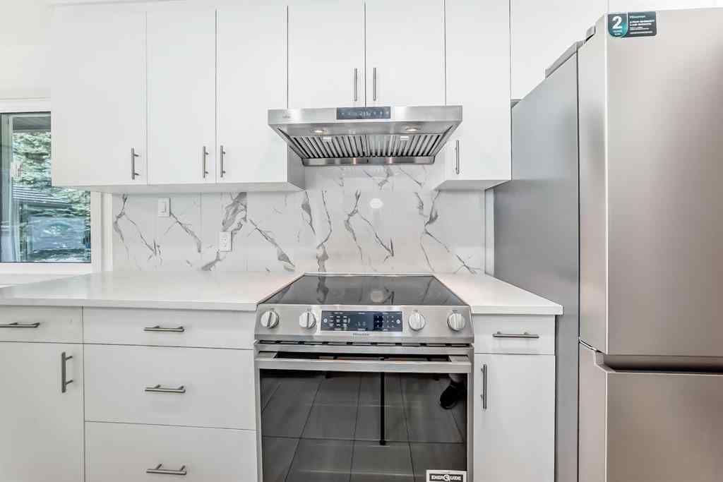 MLS® A2249490 - 6216 4 Street NE in Thorncliffe Calgary, Residential