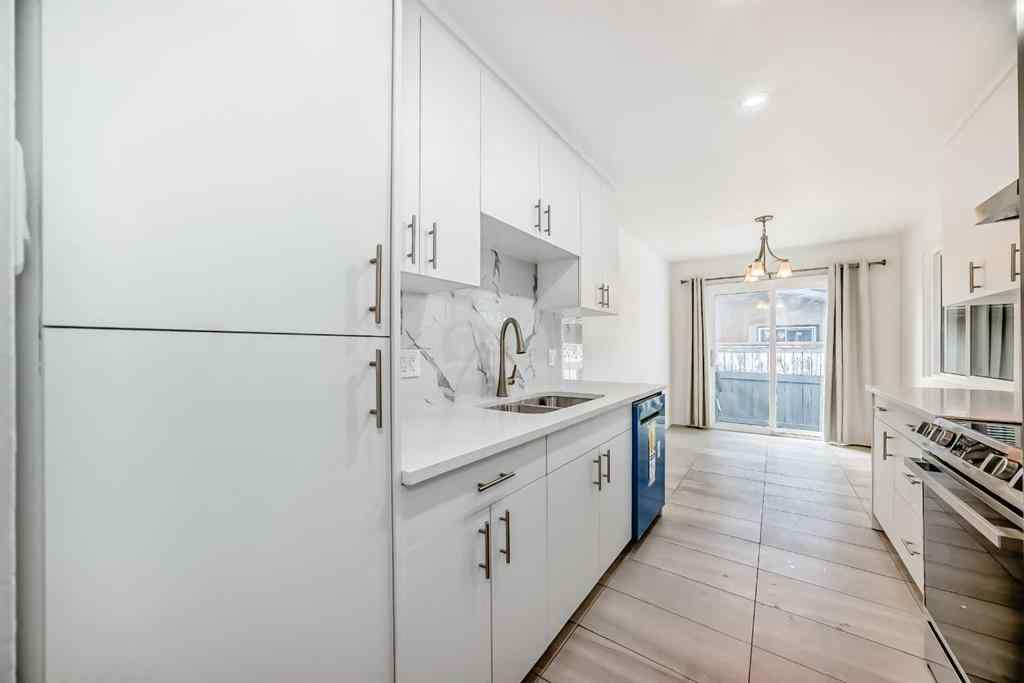 MLS® A2249490 - 6216 4 Street NE in Thorncliffe Calgary, Residential