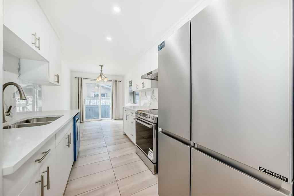 MLS® A2249490 - 6216 4 Street NE in Thorncliffe Calgary, Residential
