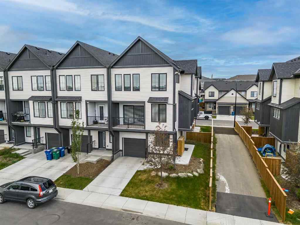 MLS® A2249494 - 25 South Point Manor SW in South Point Airdrie, Residential