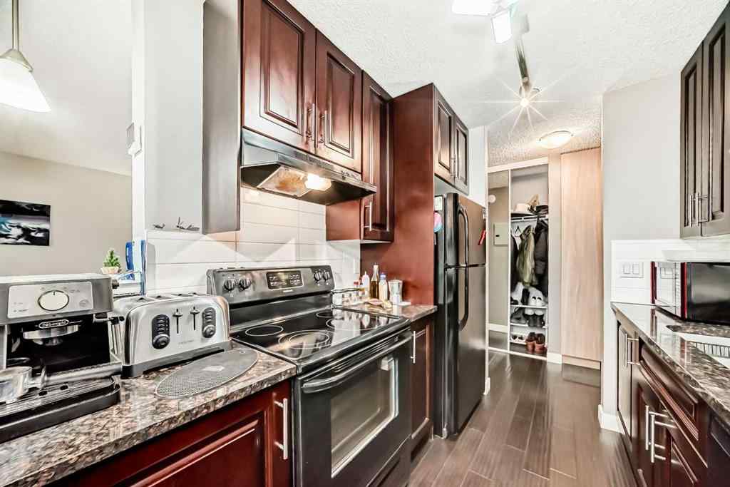 MLS® A2249500 - Unit #309 4455A Greenview Drive NE in Greenview Calgary, Residential