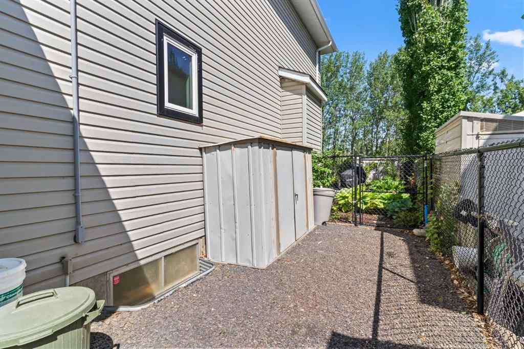 MLS® A2249508 - 40 Rocky Ridge Landing NW in Rocky Ridge Calgary, Residential