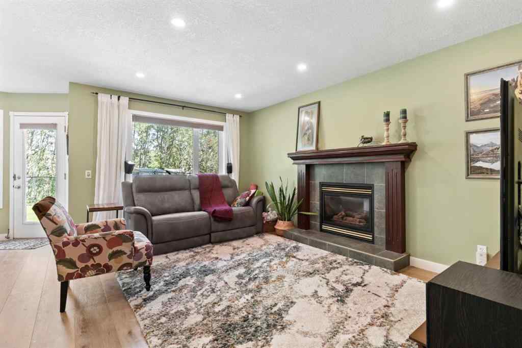 MLS® A2249508 - 40 Rocky Ridge Landing NW in Rocky Ridge Calgary, Residential