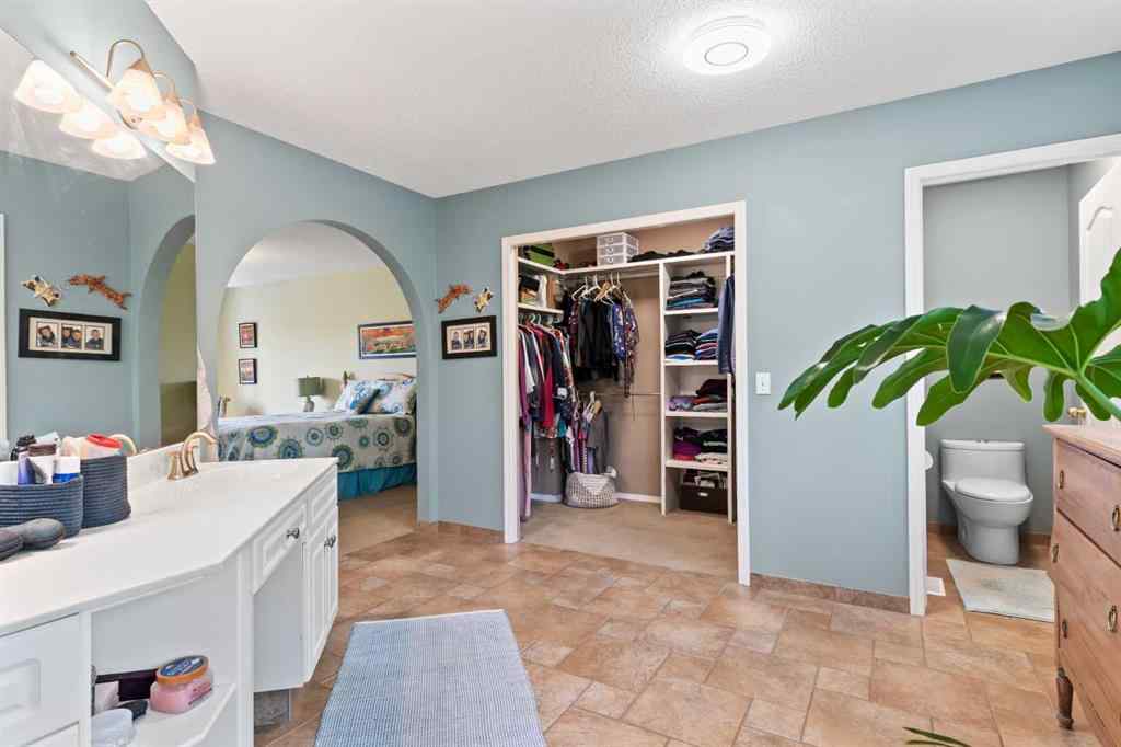 MLS® A2249508 - 40 Rocky Ridge Landing NW in Rocky Ridge Calgary, Residential