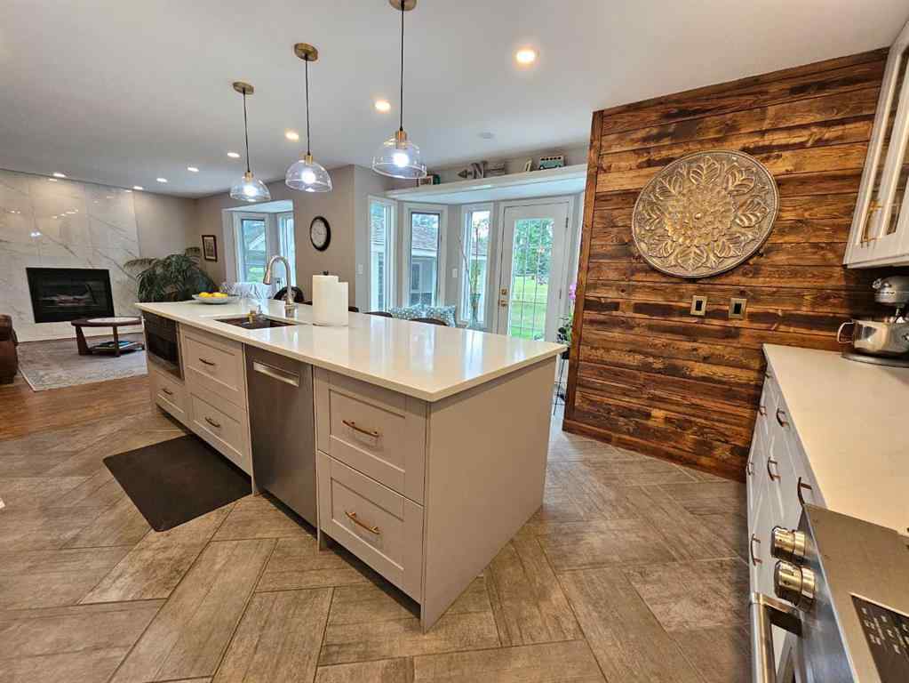 MLS® A2249510 - 9424 Wedgewood Drive N in Wedgewood Wedgewood, Residential