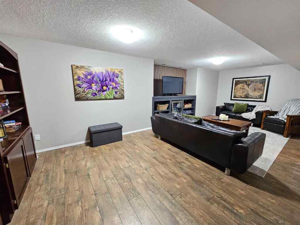 MLS® A2249510 - 9424 Wedgewood Drive N in Wedgewood Wedgewood, Residential