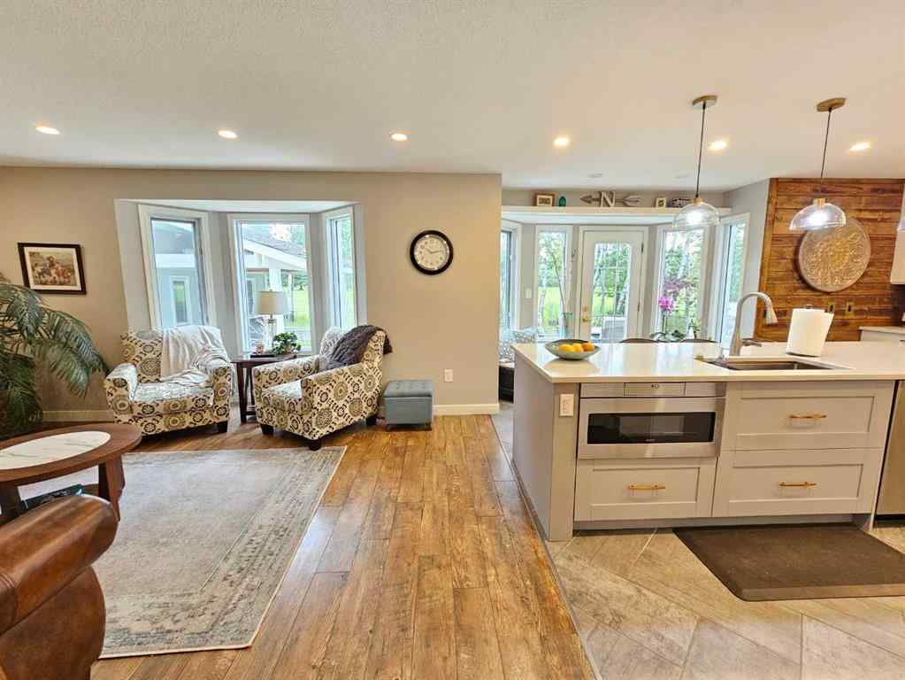 MLS® A2249510 - 9424 Wedgewood Drive N in Wedgewood Wedgewood, Residential
