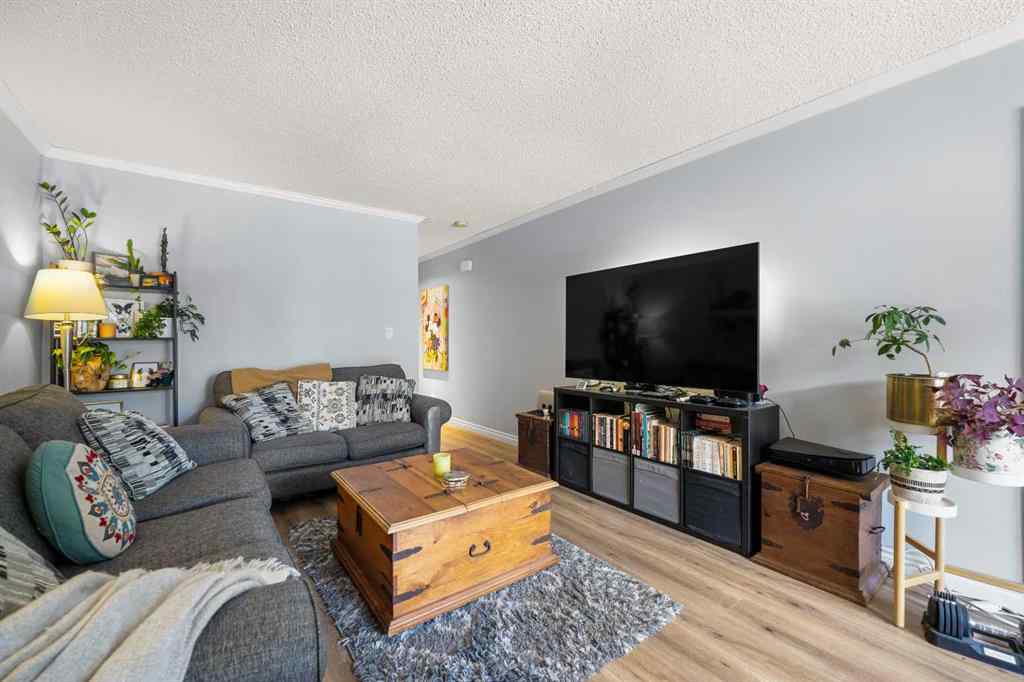 MLS® A2249517 - Unit #201 701 56 Avenue SW in Windsor Park Calgary, Residential
