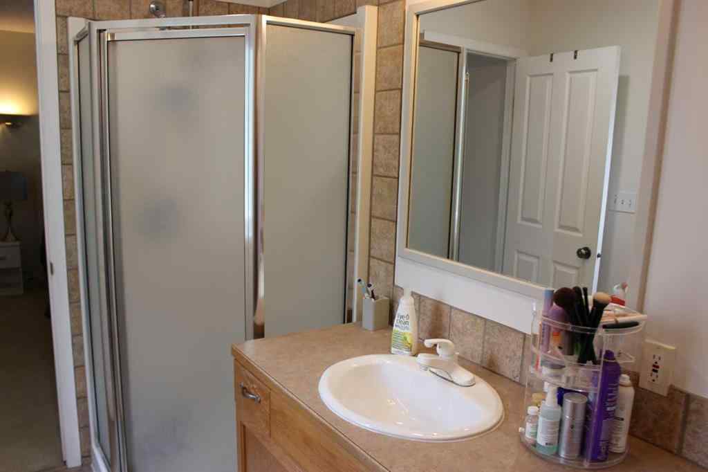 MLS® A2249520 - 405 Willow Place  in NONE Picture Butte, Residential