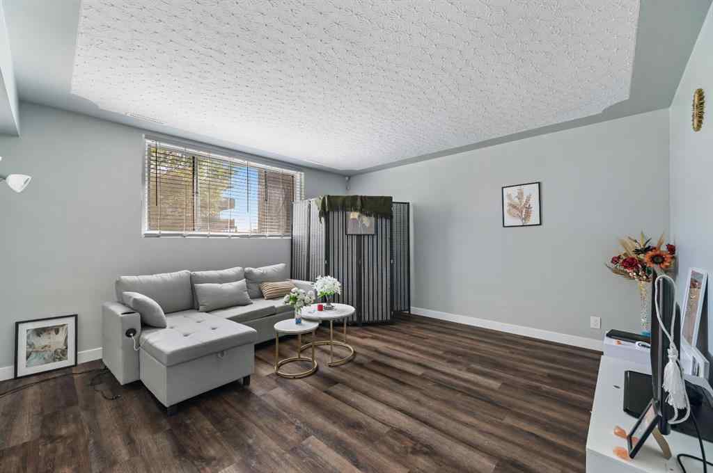 MLS® A2249523 - 2619 16 Street SW in Bankview Calgary, Multi-Family