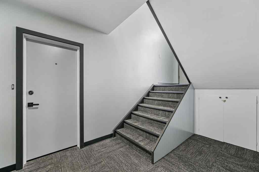 MLS® A2249523 - 2619 16 Street SW in Bankview Calgary, Multi-Family