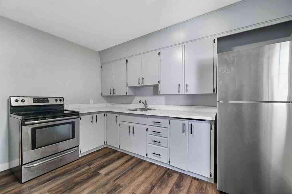MLS® A2249523 - 2619 16 Street SW in Bankview Calgary, Multi-Family