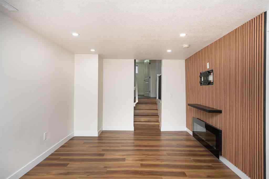 MLS® A2249527 - 140 Whitworth Way  in Whitehorn Calgary, Residential