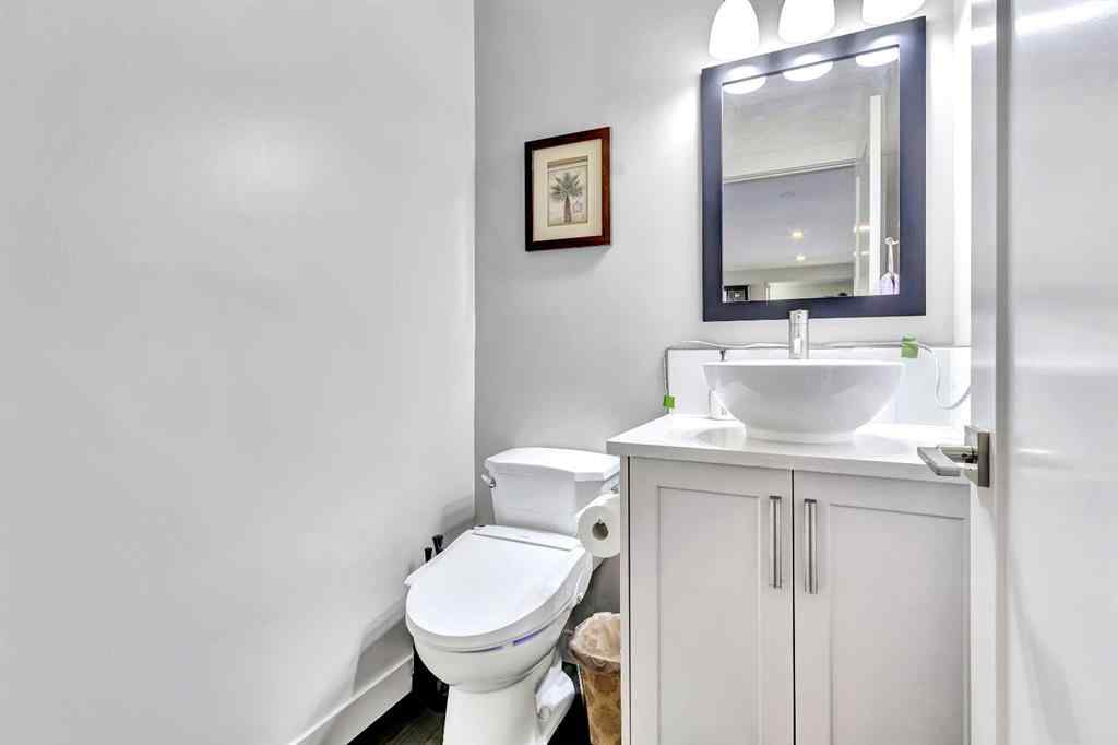 MLS® A2249530 - 760 West Chestermere   in NONE Chestermere, Residential