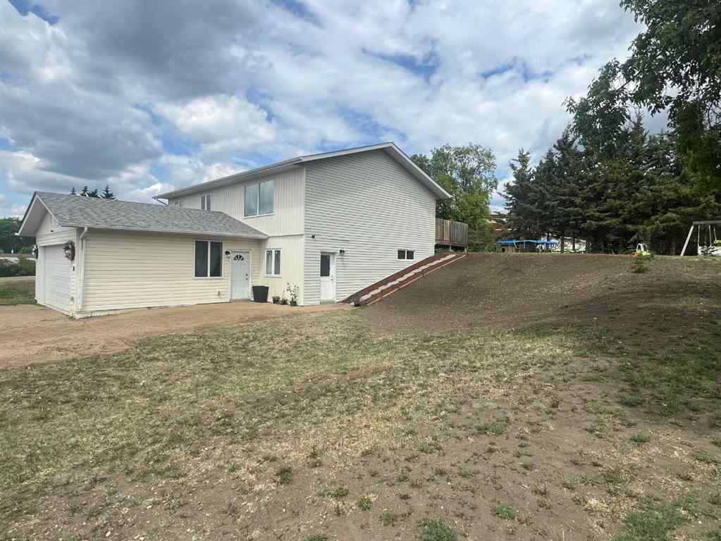 MLS® A2249533 - 26 Hillmond Avenue  in NONE Hillmond, Residential