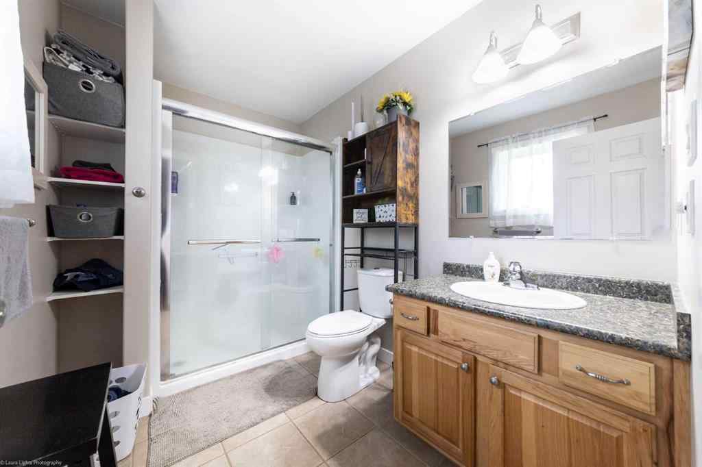 MLS® A2249533 - 26 Hillmond Avenue  in NONE Hillmond, Residential