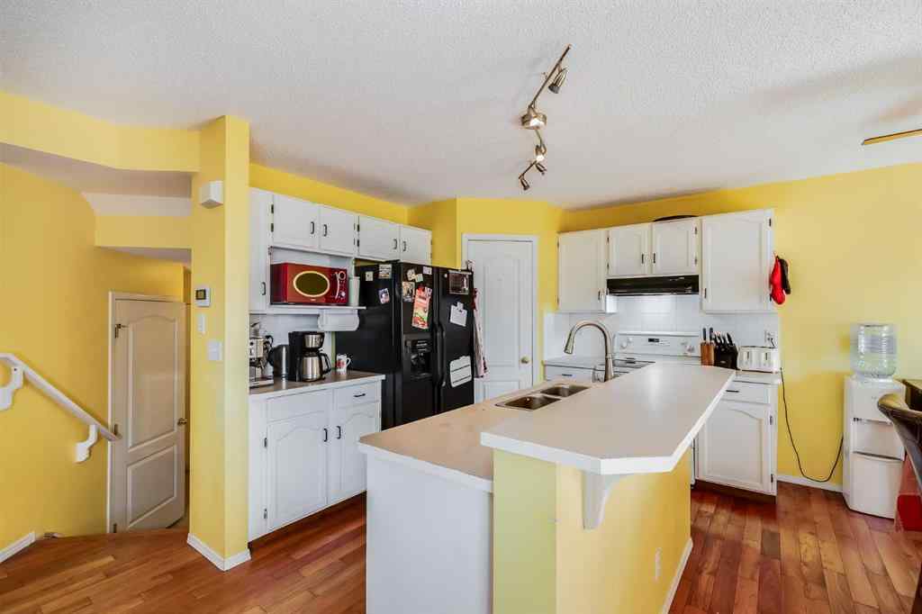 MLS® A2249536 - 127 Tuscarora Way NW in Tuscany Calgary, Residential