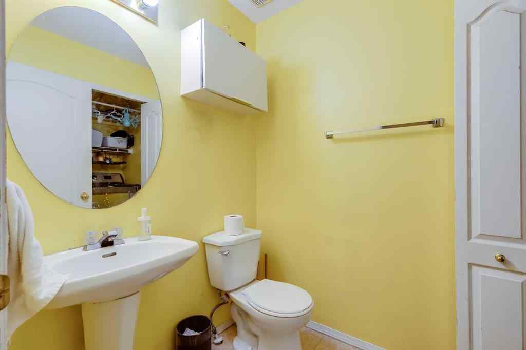 MLS® A2249536 - 127 Tuscarora Way NW in Tuscany Calgary, Residential