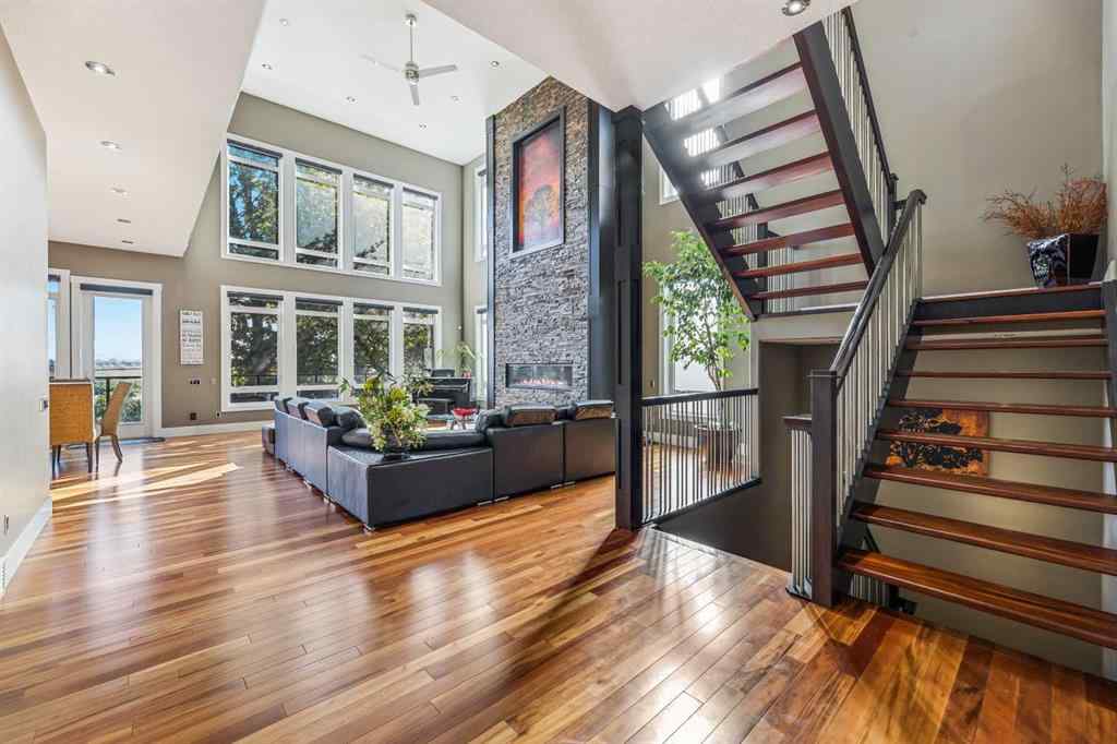MLS® A2249542 - 2216 8 Street NE in Winston Heights/Mountview Calgary, Residential