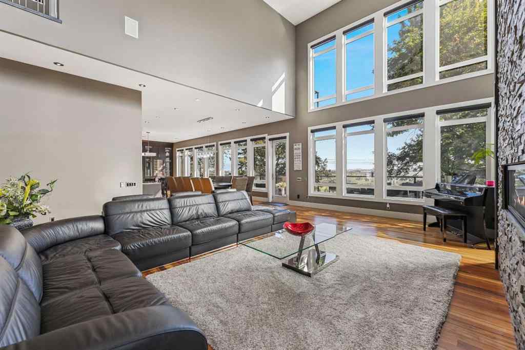 MLS® A2249542 - 2216 8 Street NE in Winston Heights/Mountview Calgary, Residential