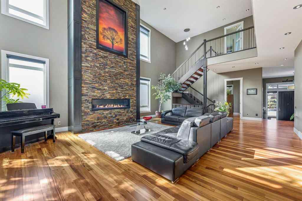 MLS® A2249542 - 2216 8 Street NE in Winston Heights/Mountview Calgary, Residential