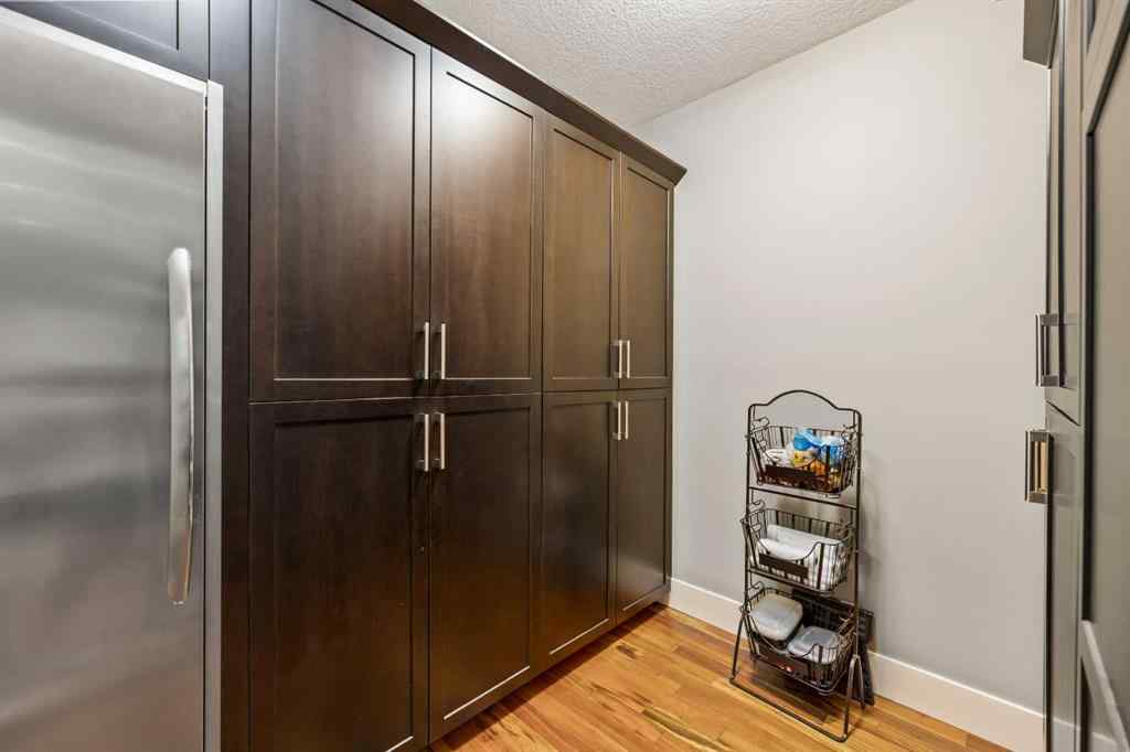 MLS® A2249542 - 2216 8 Street NE in Winston Heights/Mountview Calgary, Residential