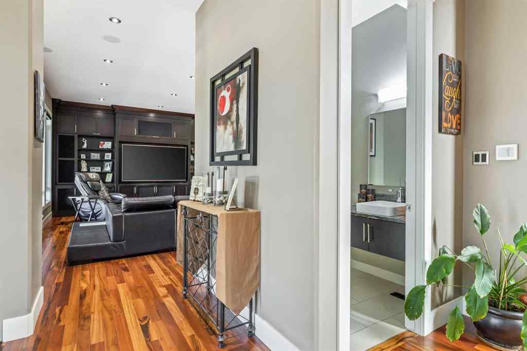 MLS® A2249542 - 2216 8 Street NE in Winston Heights/Mountview Calgary, Residential