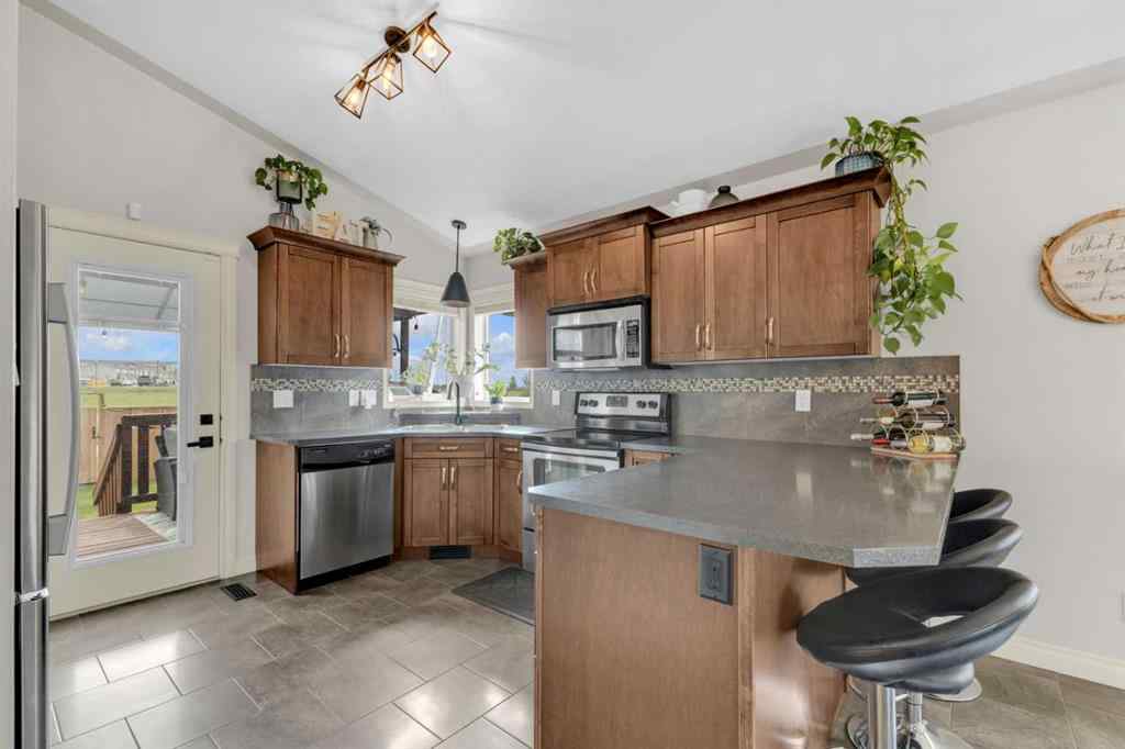 MLS® A2249547 - 69 Bowman Circle  in Beacon Hill Sylvan Lake, Residential