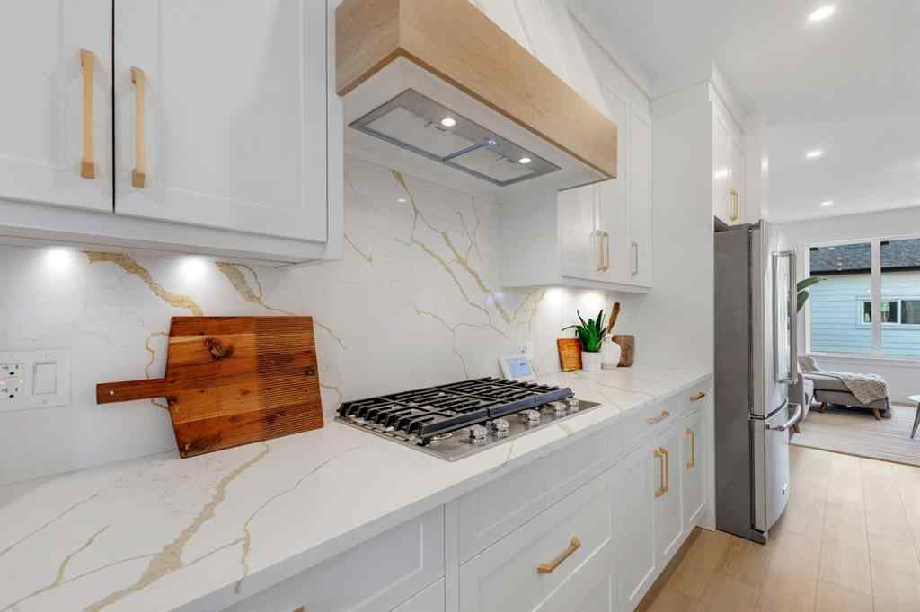 MLS® A2249561 - 8129 Bowglen Road NW in Bowness Calgary, Residential