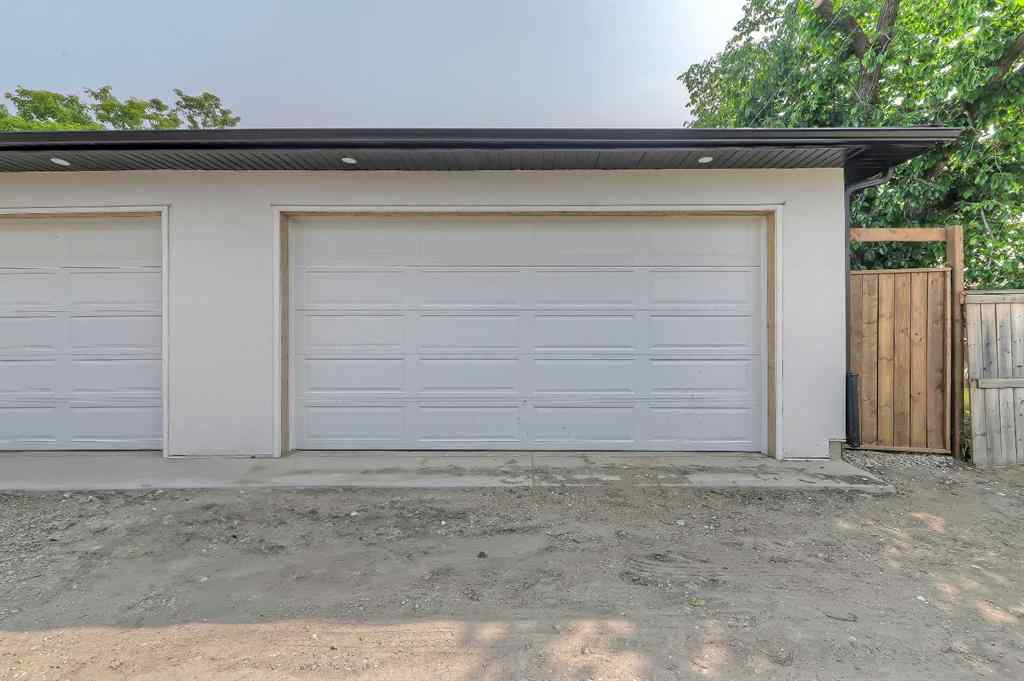 MLS® A2249562 - 6416 34 Avenue NW in Bowness Calgary, Residential