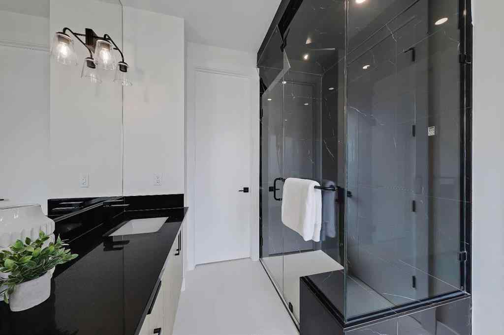 MLS® A2249562 - 6416 34 Avenue NW in Bowness Calgary, Residential