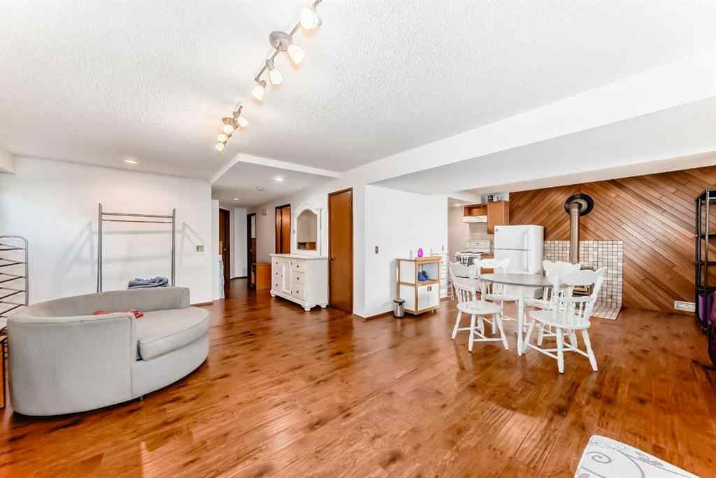 MLS® A2249567 - 22 Glenhill Drive  in Glenbow Cochrane, Residential