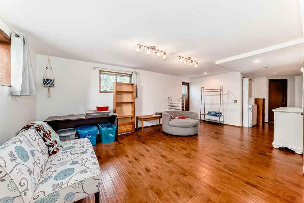 MLS® A2249567 - 22 Glenhill Drive  in Glenbow Cochrane, Residential