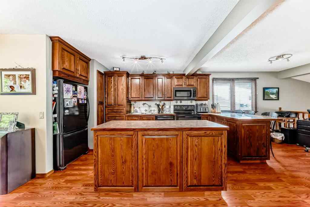 MLS® A2249567 - 22 Glenhill Drive  in Glenbow Cochrane, Residential